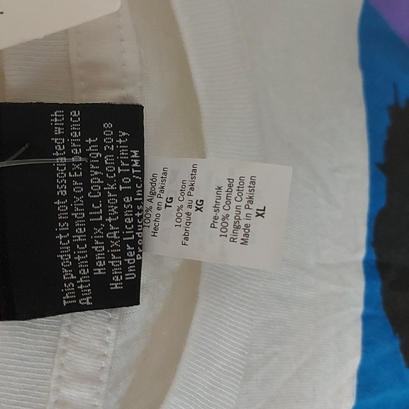 *Final price * Jimi Hendrix shirt - Picture 2 of 4